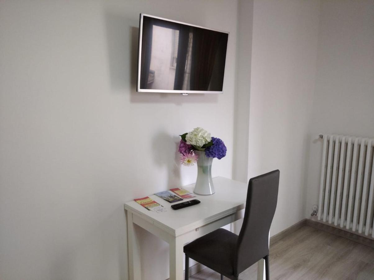 Fior&Iris Apartments Stresa Bagian luar foto