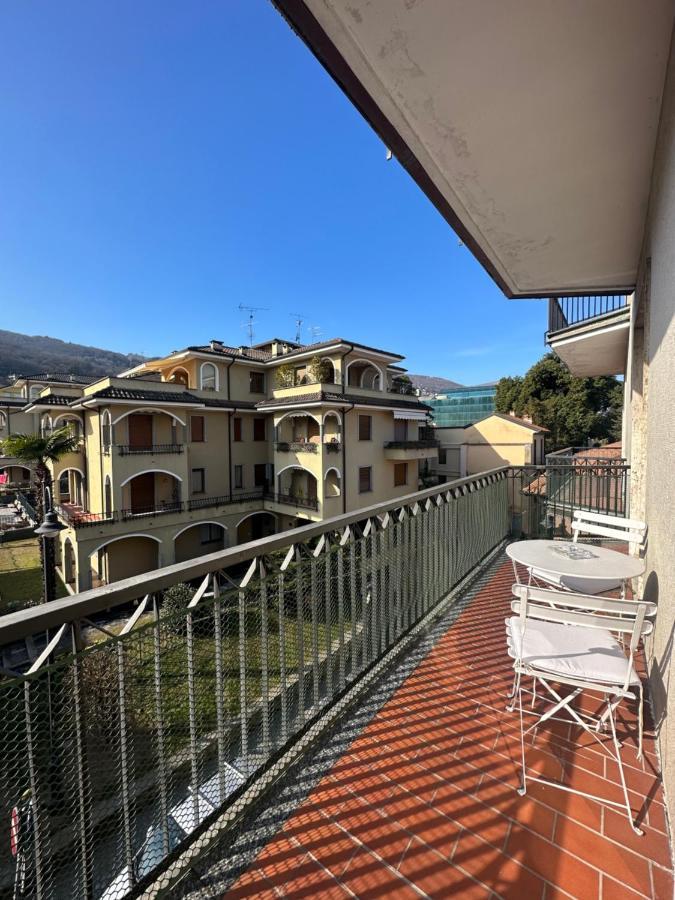 Fior&Iris Apartments Stresa Bagian luar foto