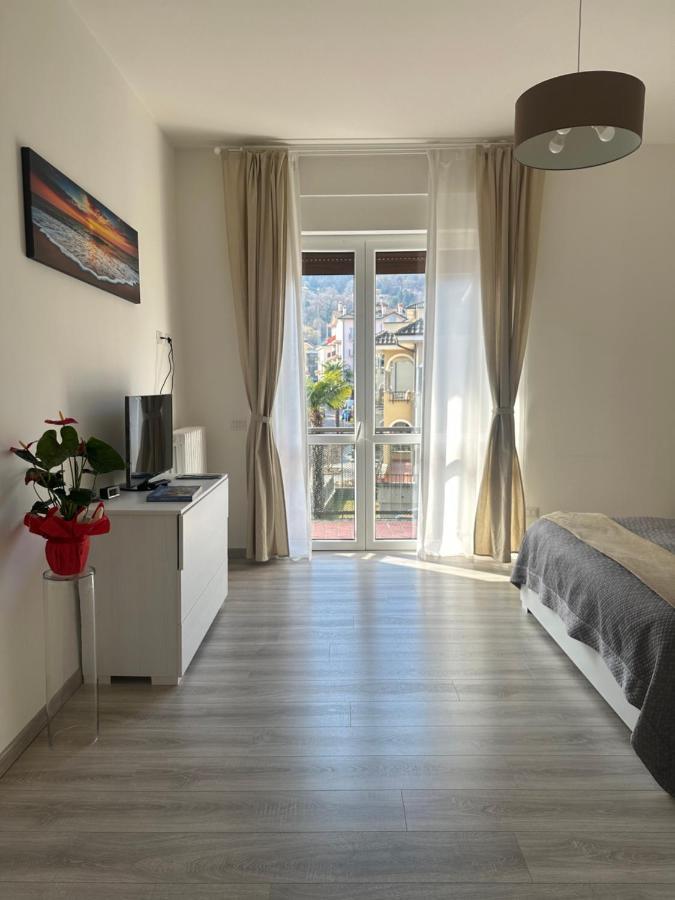 Fior&Iris Apartments Stresa Bagian luar foto