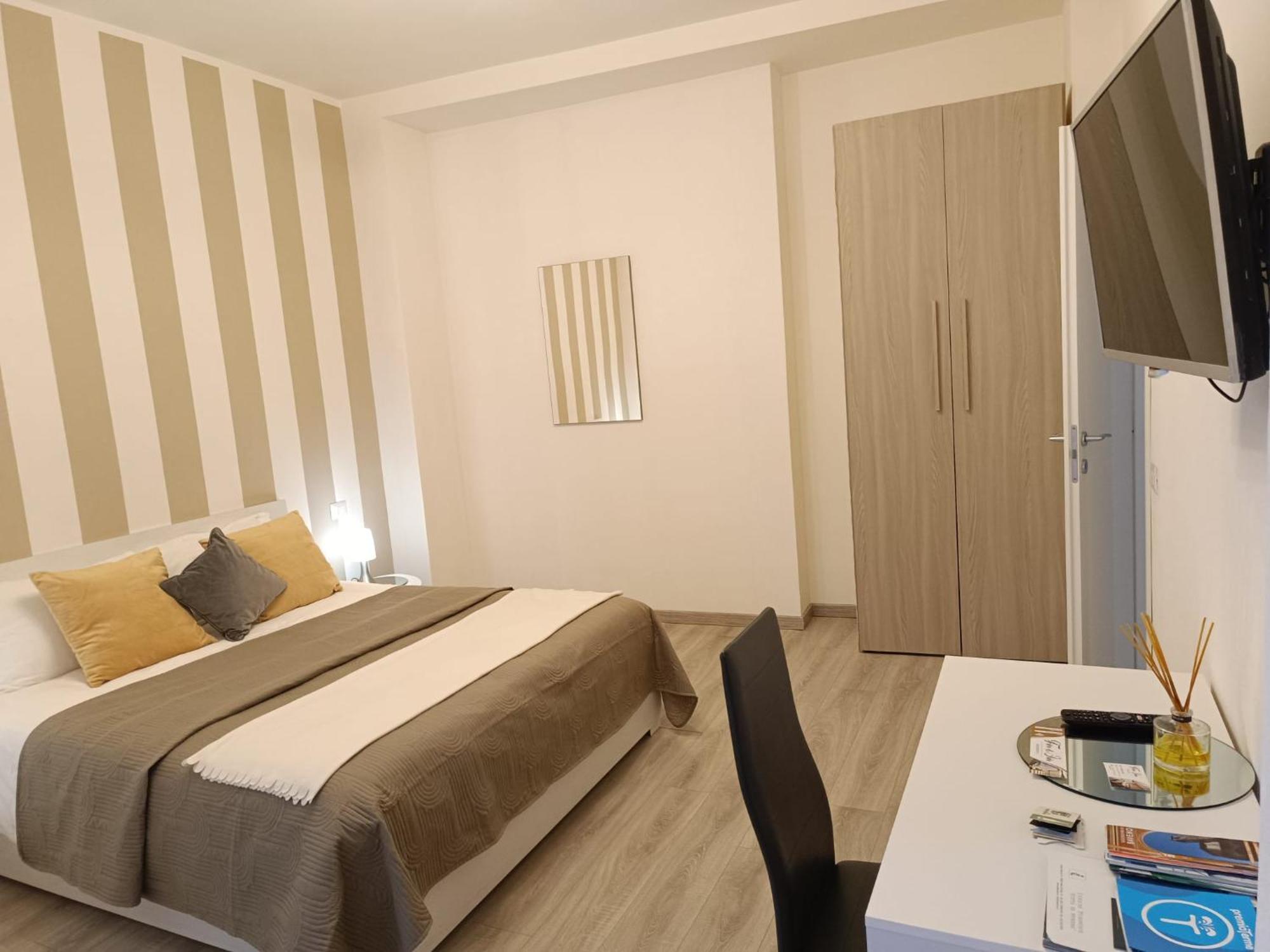 Fior&Iris Apartments Stresa Bagian luar foto